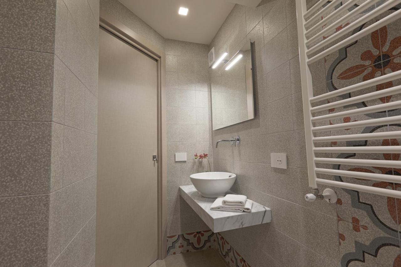 Mareli Suites San Leone Bagian luar foto