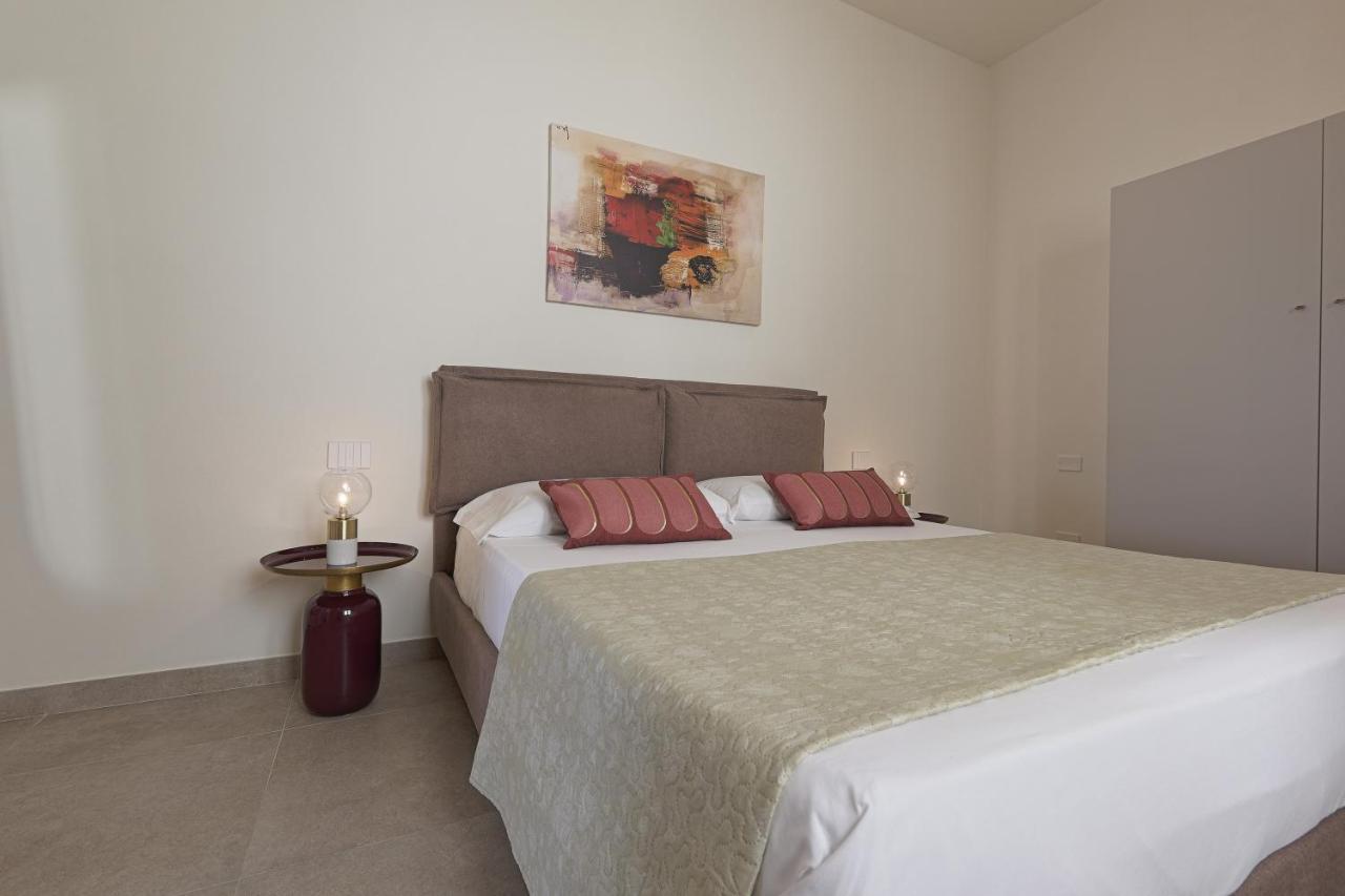 Mareli Suites San Leone Bagian luar foto