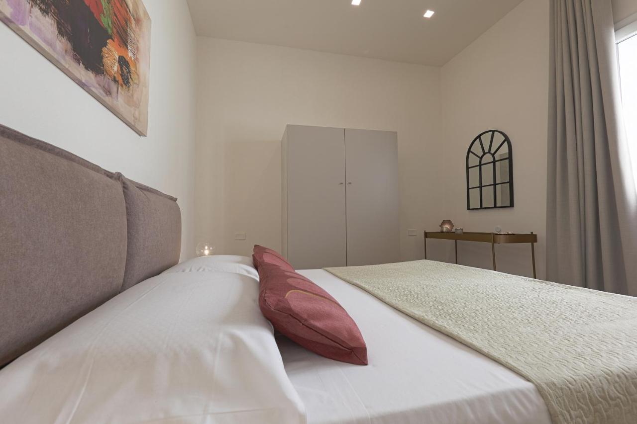 Mareli Suites San Leone Bagian luar foto