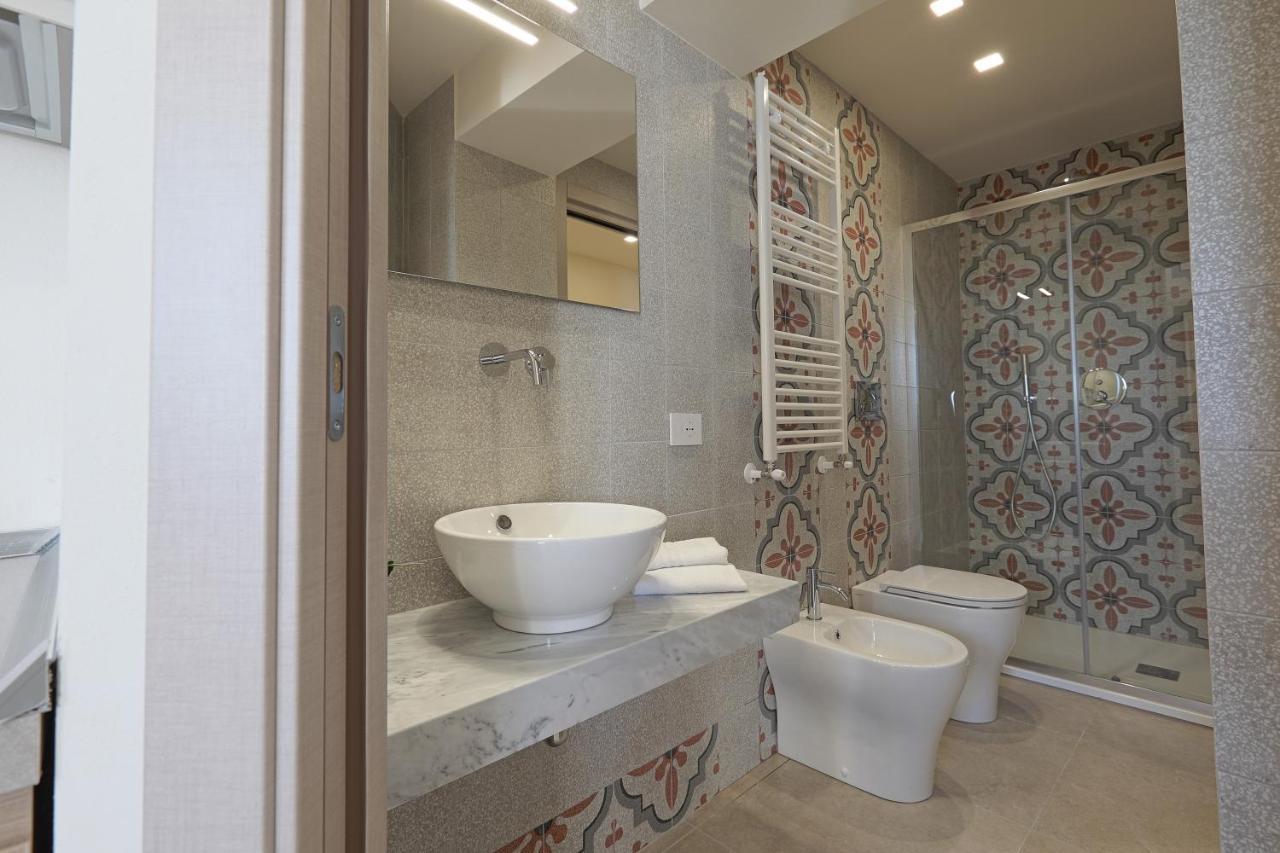 Mareli Suites San Leone Bagian luar foto