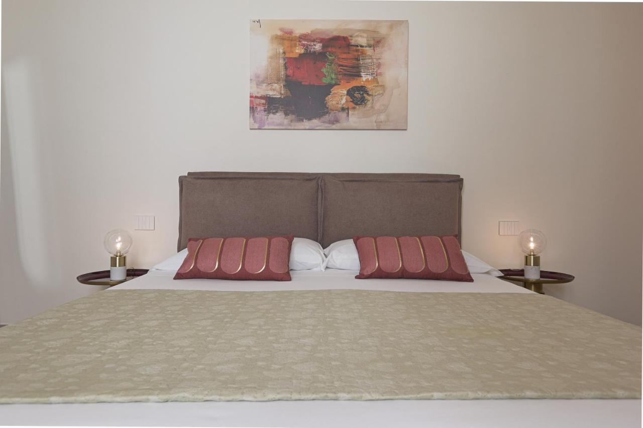 Mareli Suites San Leone Bagian luar foto