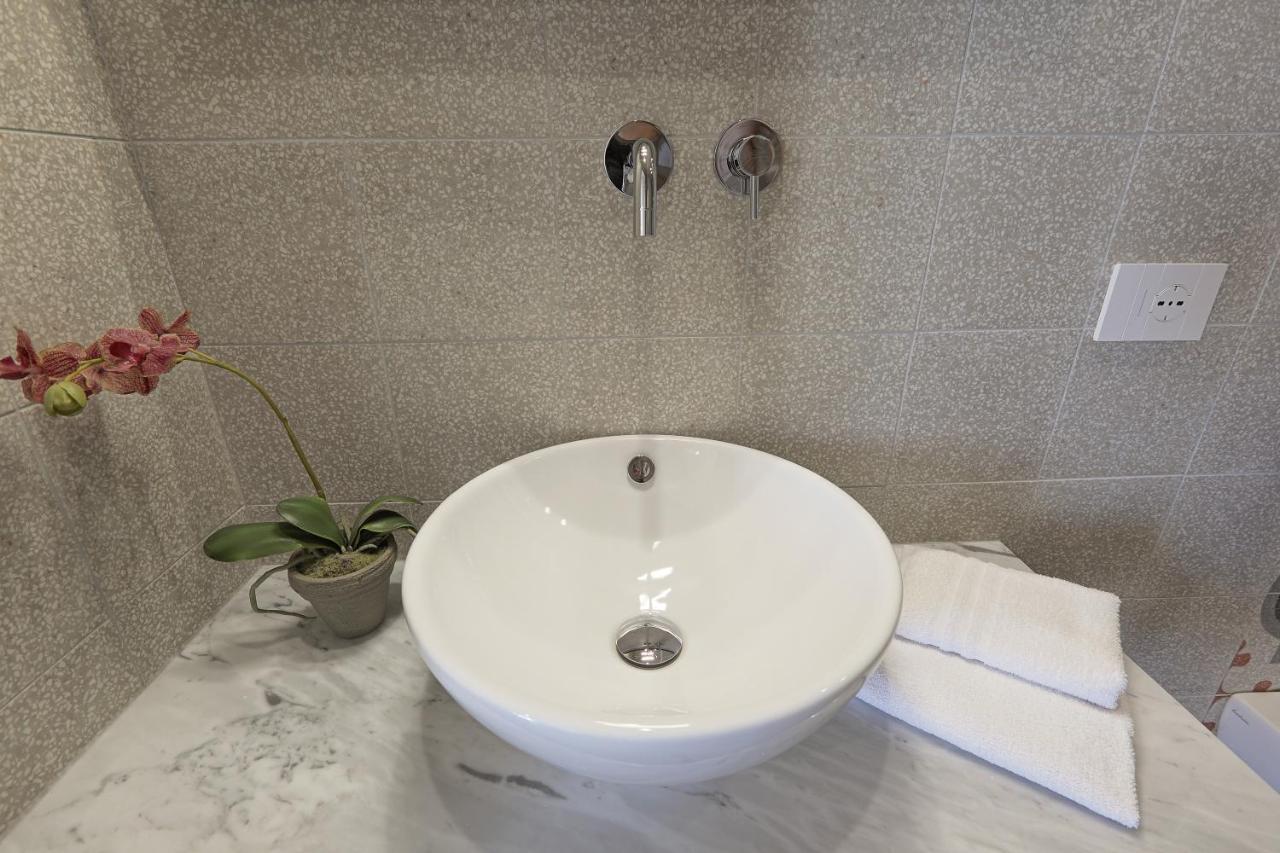 Mareli Suites San Leone Bagian luar foto